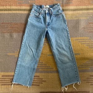 SOLD ❌ VINTAGE Levi’s 550 Straight Leg Jeans